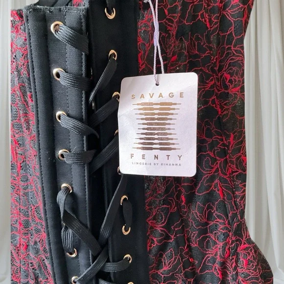 Limited Edition Savage X Fenty Black and Red Lace Shapewear - Picture 9 of 10